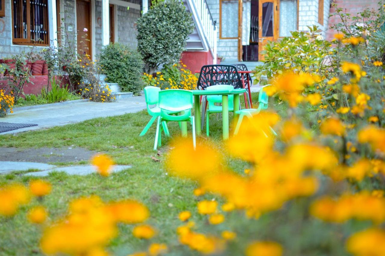 Tourist Nest Old Manali Hotel Ngoại thất bức ảnh